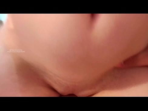❤️ 睡在姐姐的房间里,就这样被吵醒了 Russian porn